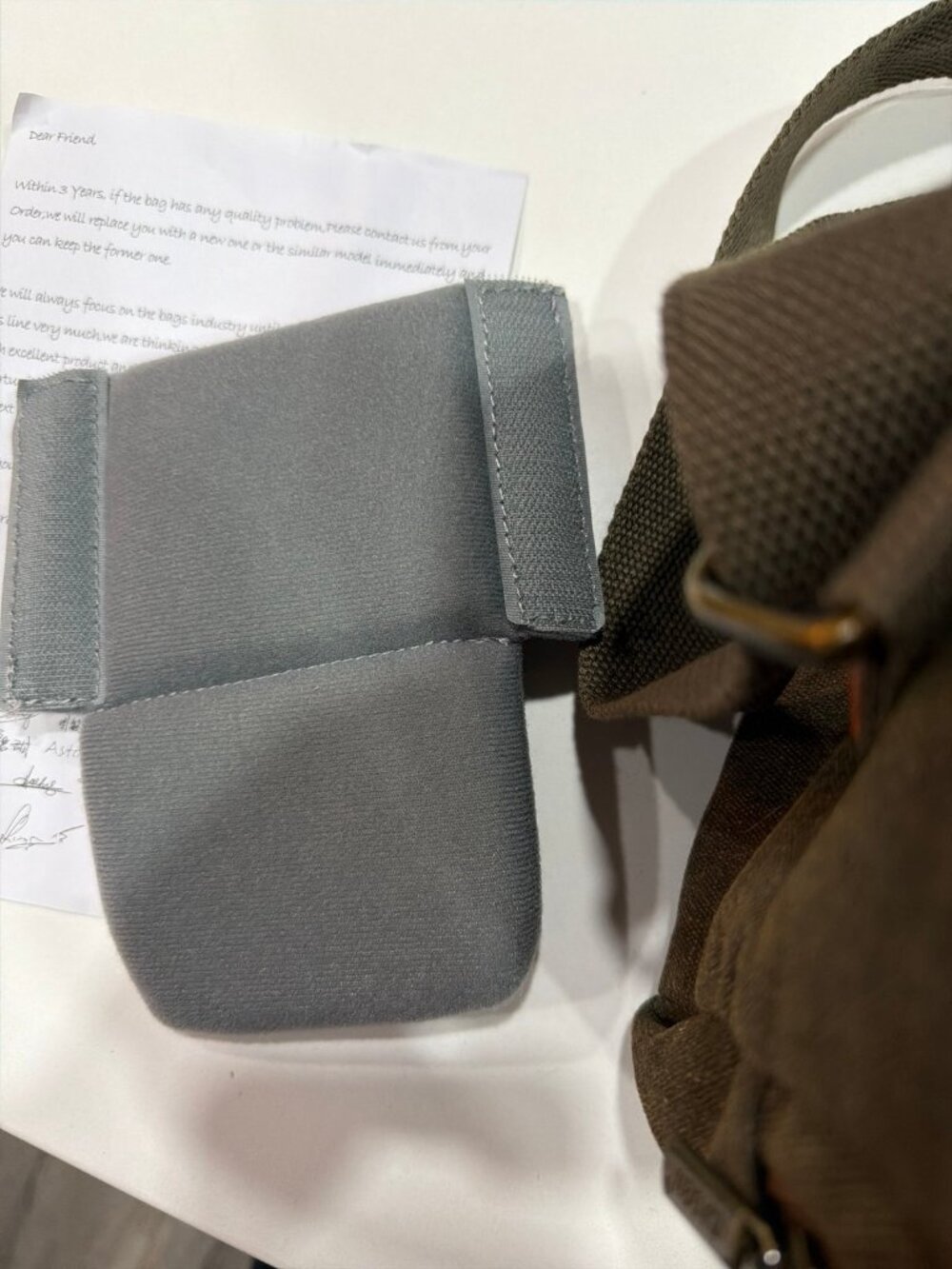 CADeN Retro Compact Camera Bag - Picture 7 of 8